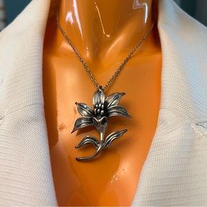 Sterling Silver Lily Pendant / Brooch